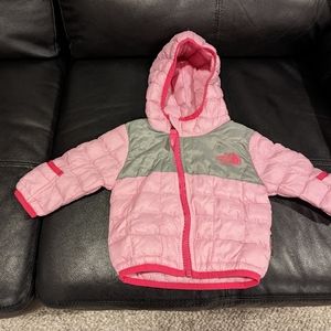 North Face Thermoball Kids Jacket 3-6mos pink